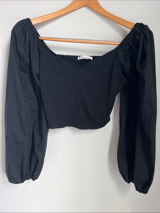 Abercrombie & Fitch Tops - Abercrombie & Fitch | Black Puff-Sleeve Smocked Crop Top Minimalist Size XL